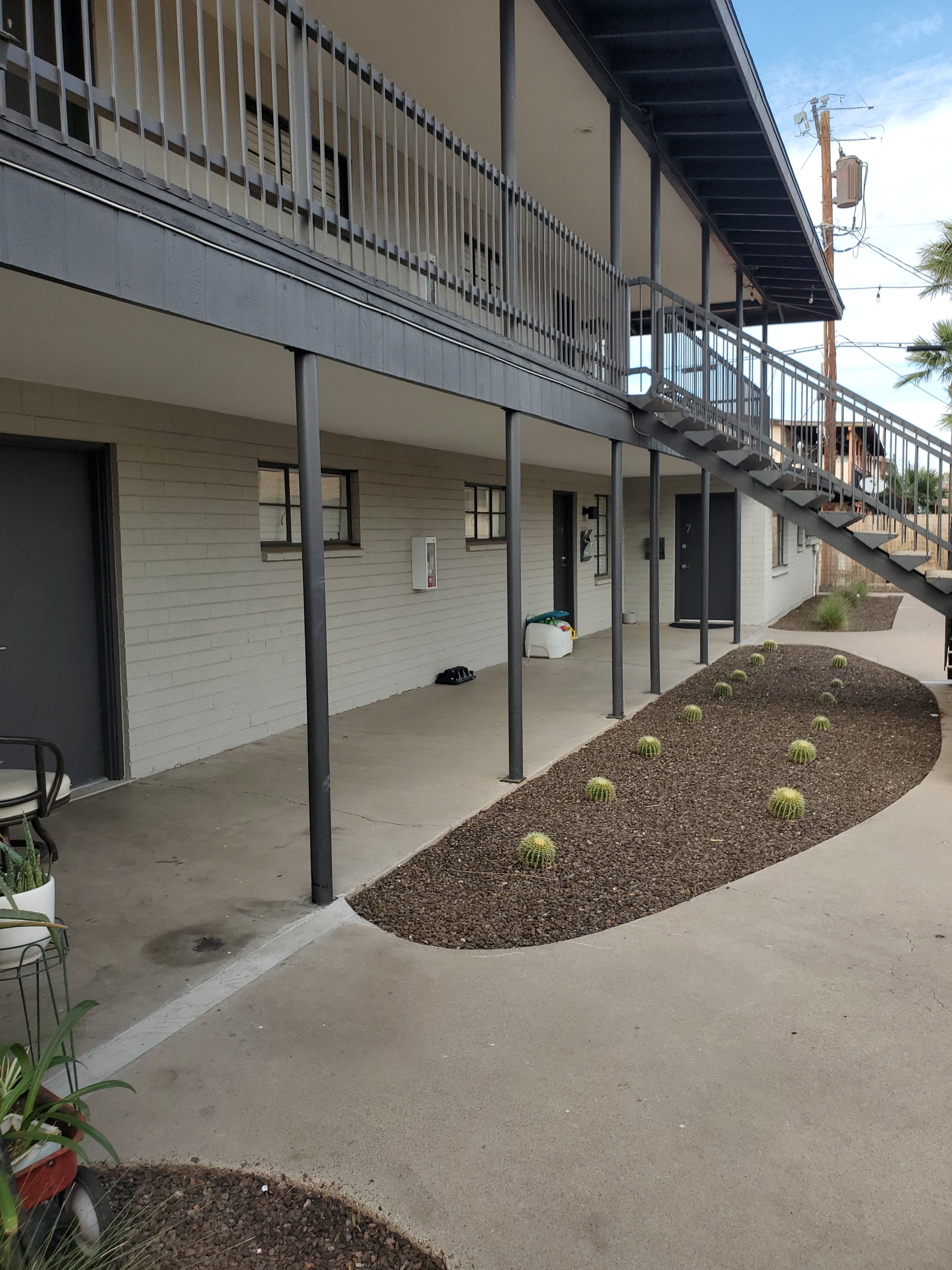 Melrose Flats photo 3